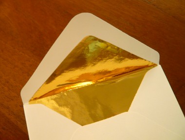 Umschläge-mit-Goldfolie gefüttert Umschläge-mit-Goldfolie gefüttert