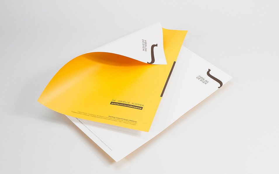 Briefpapier mit gelber Rückseite